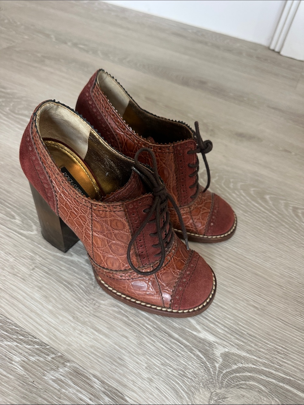 Women’s Dolce & Gabbana Lace-Up Block Heel Oxford in Rust Red